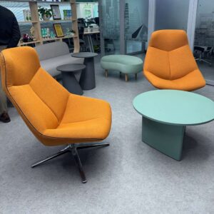 ghế armchair m126